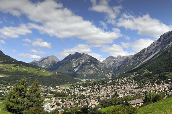 Casa Rico Apartment Bormio Luaran gambar